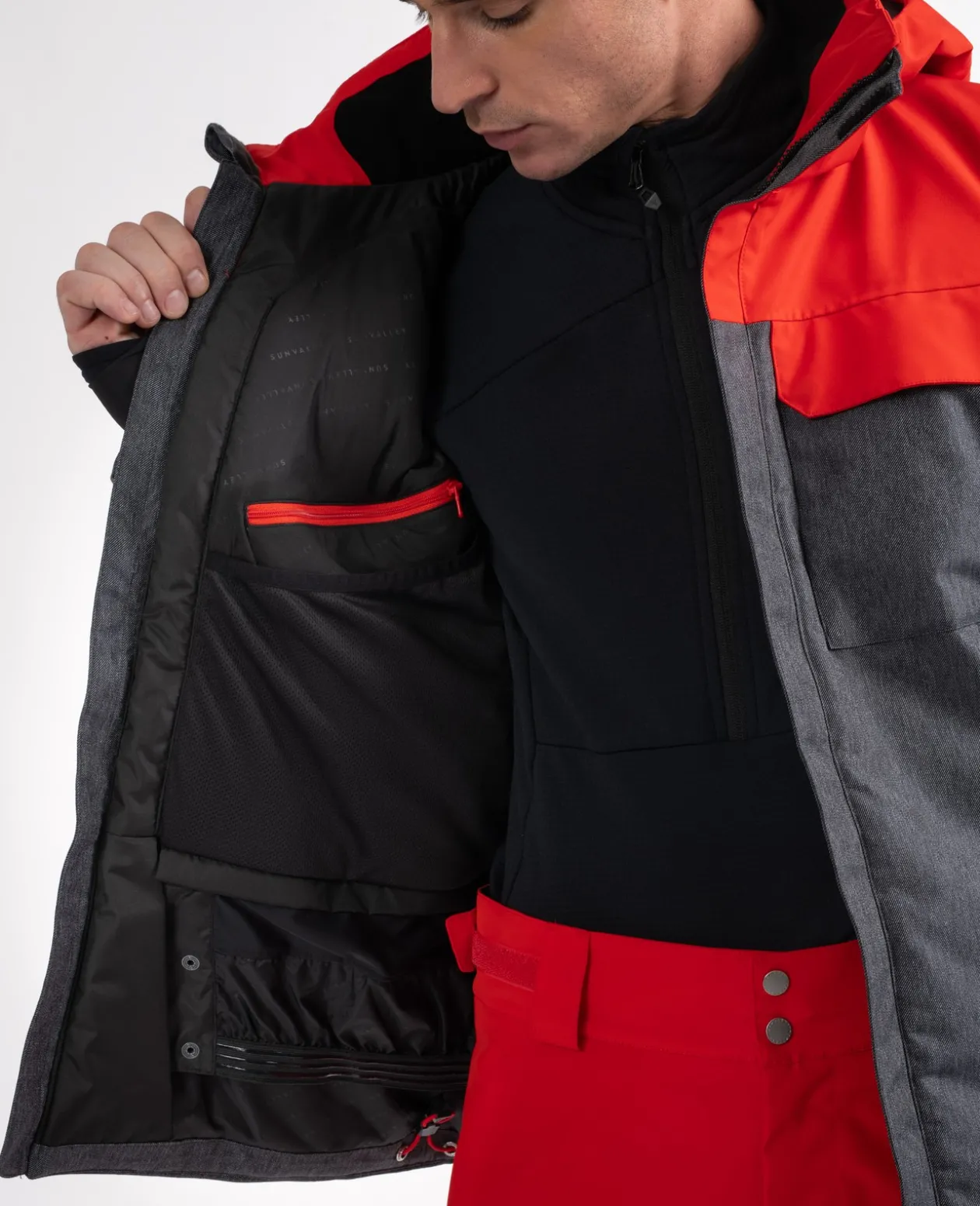 Hot Sun Valley Distors Noir Denim