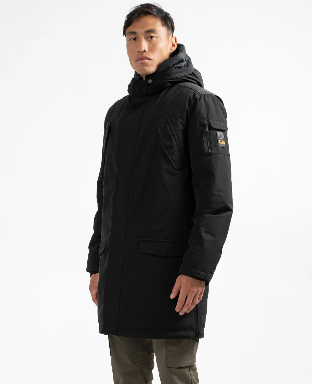 Shop Sun Valley Ehnes Noir