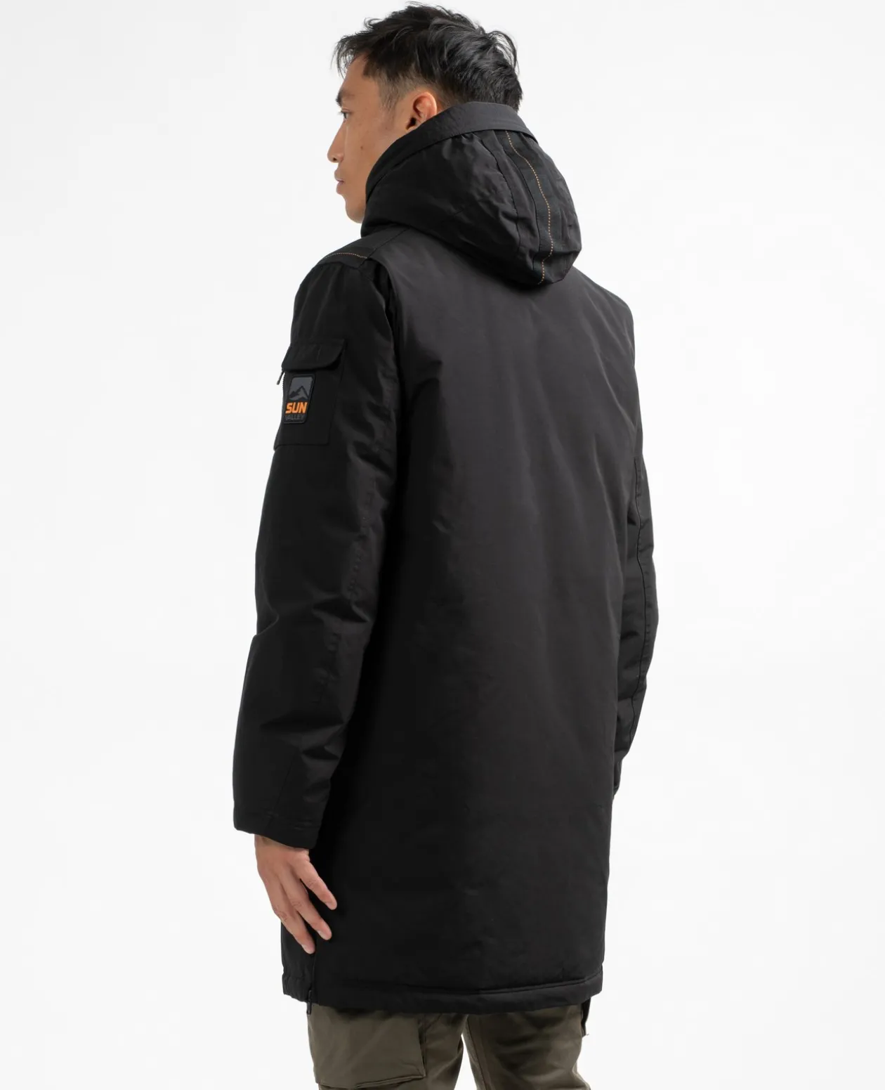 Shop Sun Valley Ehnes Noir