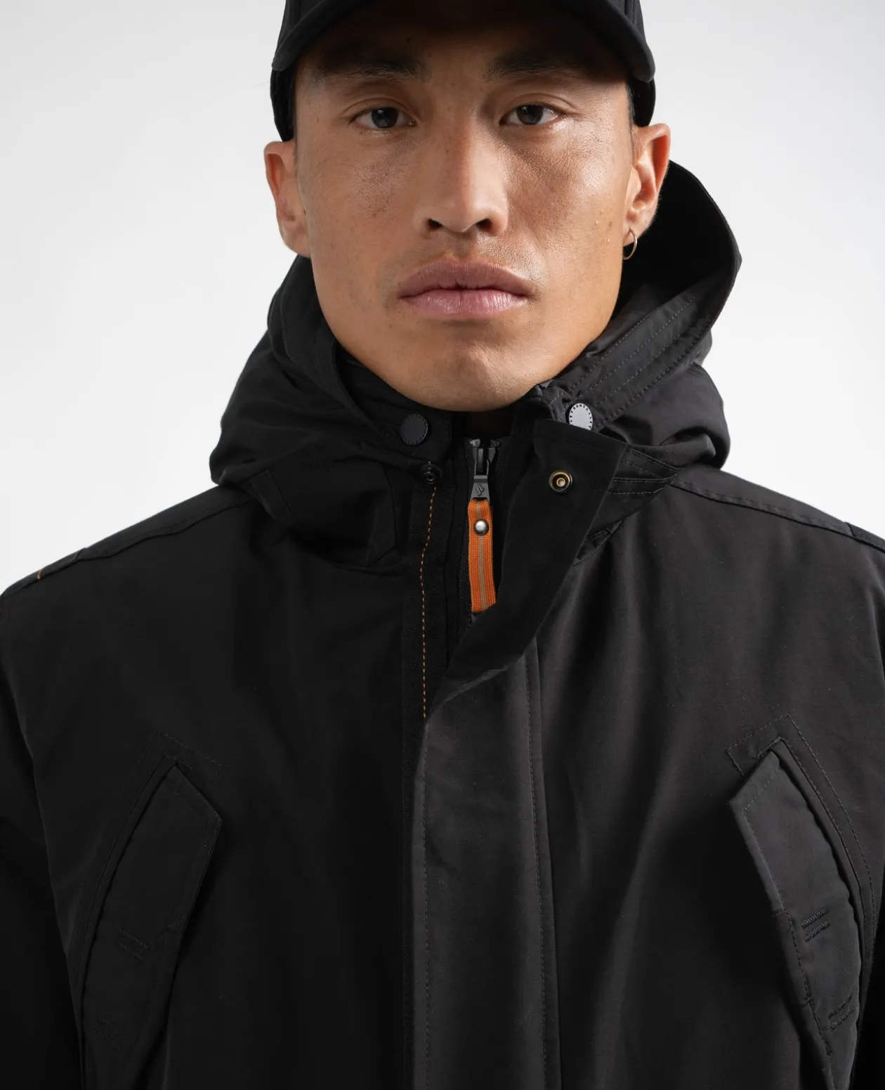 Shop Sun Valley Ehnes Noir