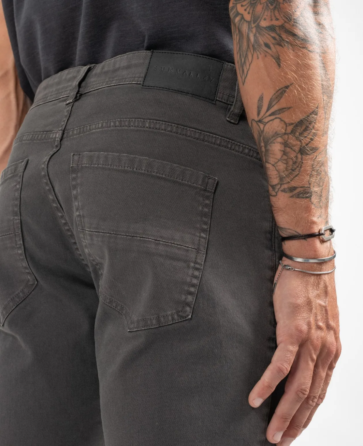 Shop Sun Valley Westron Gris Fonce