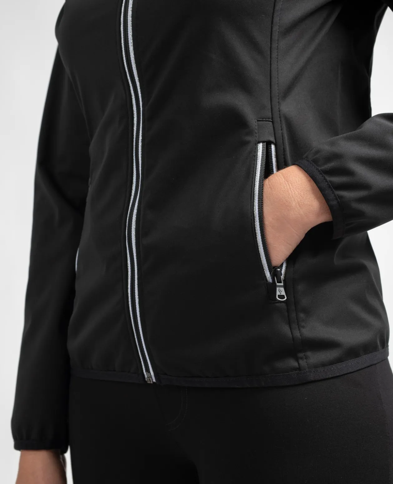 Flash Sale Sun Valley Yazzy Noir